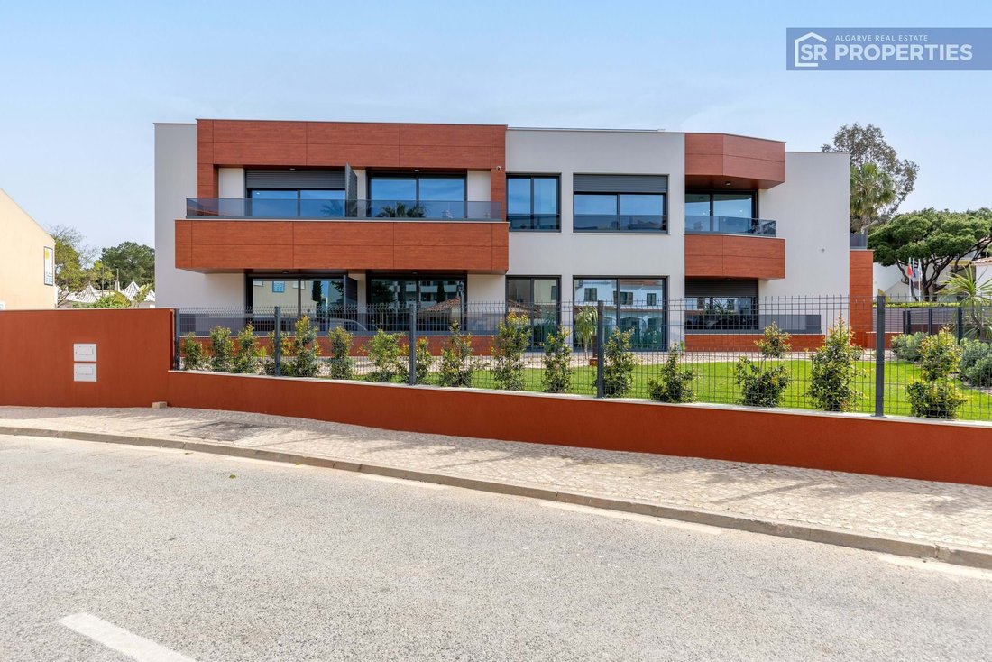 Apartment in Vilamoura, Quarteira, Algarve 1 - 18438070