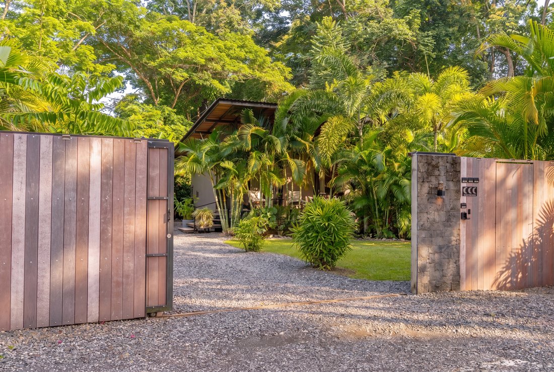 House in Hone Creek, Limón Province, Costa Rica 3 - 18507567