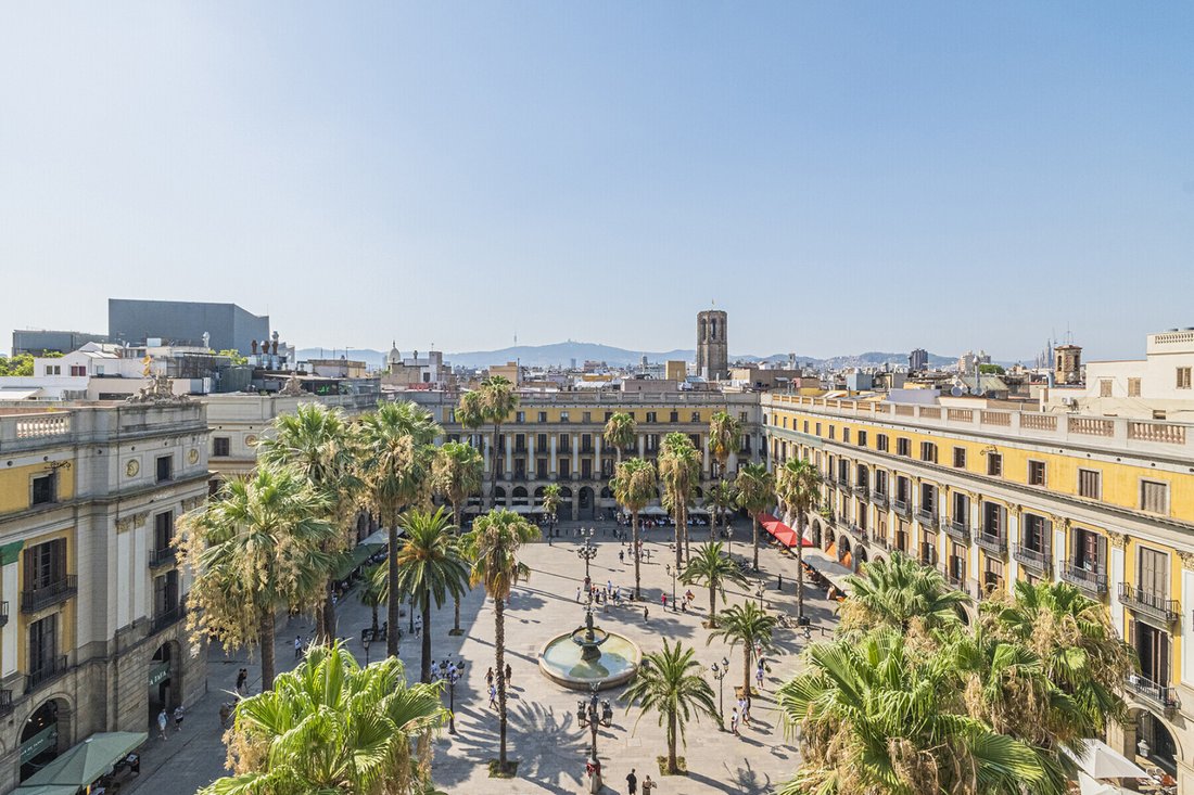 Apartment in Ciutat Vella, Barcelona, Spain 2 - 18507569