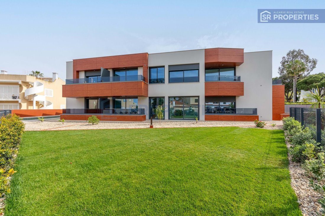 Apartment in Vilamoura, Quarteira, Algarve 2 - 18438070