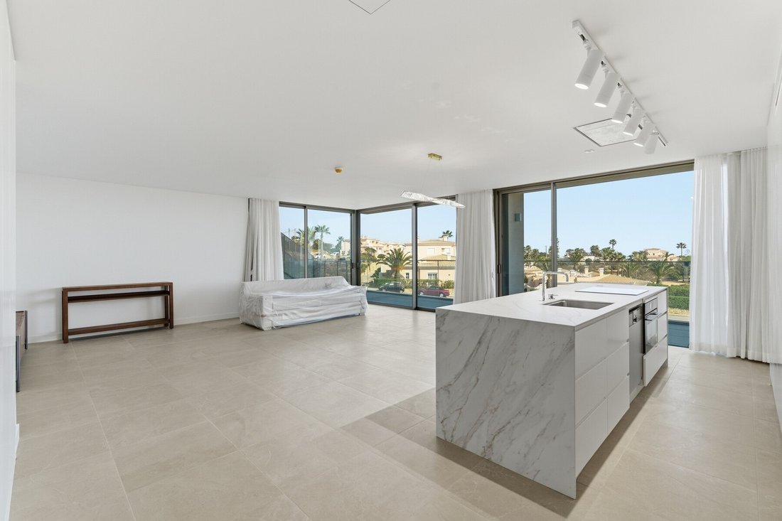 Apartment in Lagoa e Carvoeiro, Algarve, Portugal 2 - 18507341