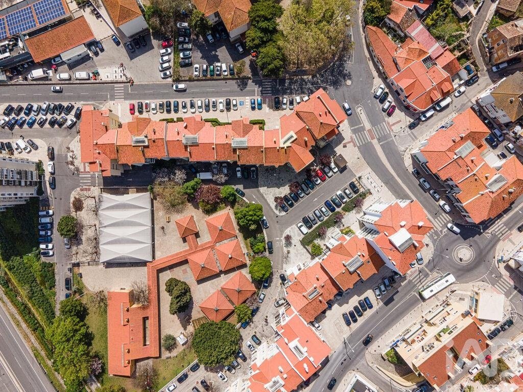 Apartment in Carcavelos e Parede, Lisbon, Portugal 1 - 18507764
