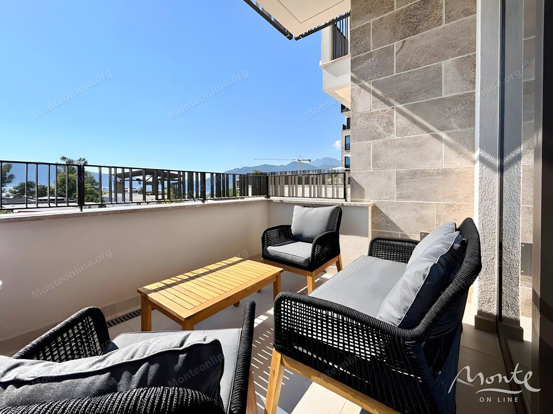 Apartment in Tivat, Tivat Municipality, Montenegro 1 - 18508006