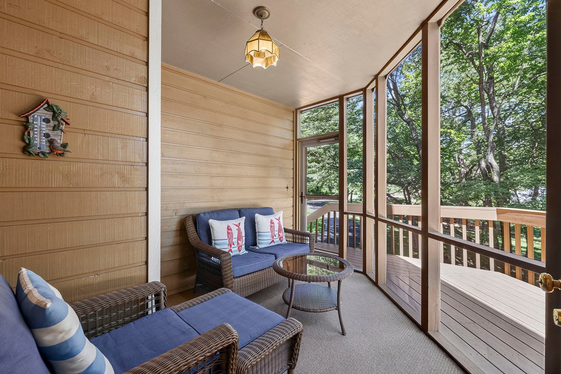House in Hendersonville, North Carolina, United States 3 - 18507855