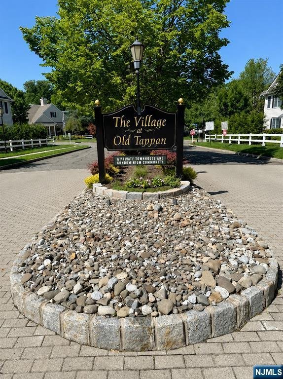 Condo in River Vale, New Jersey, United States 1 - 18492017