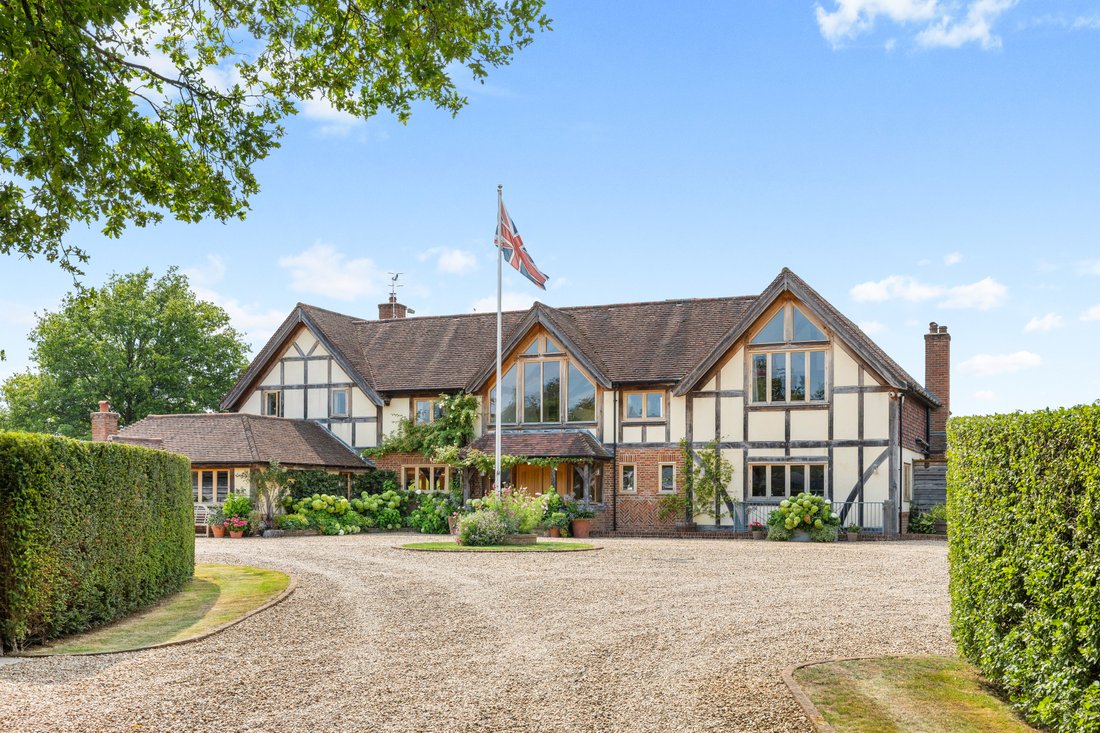 Tenuta a Surrey, Inghilterra 2 - 18507941