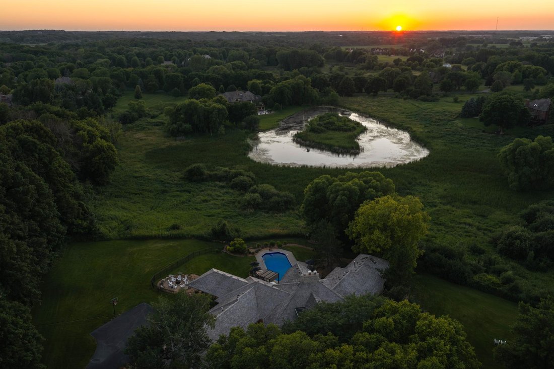 House in Medina, Minnesota, United States 2 - 18507862