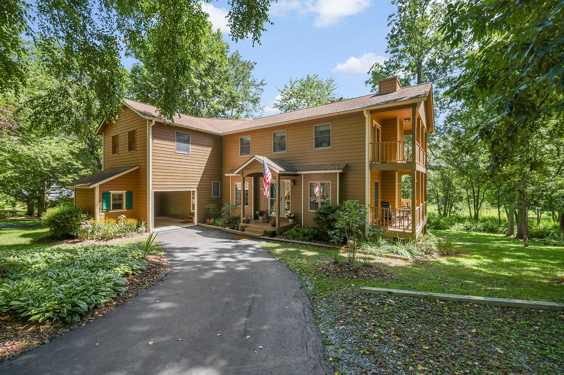 House in Hendersonville, North Carolina, United States 1 - 18507855