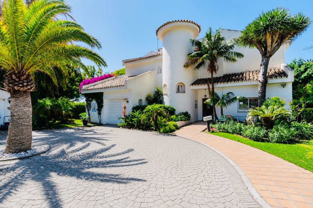 Villa à Elviria-Cabopino, Marbella, Espagne 4 - 18328549