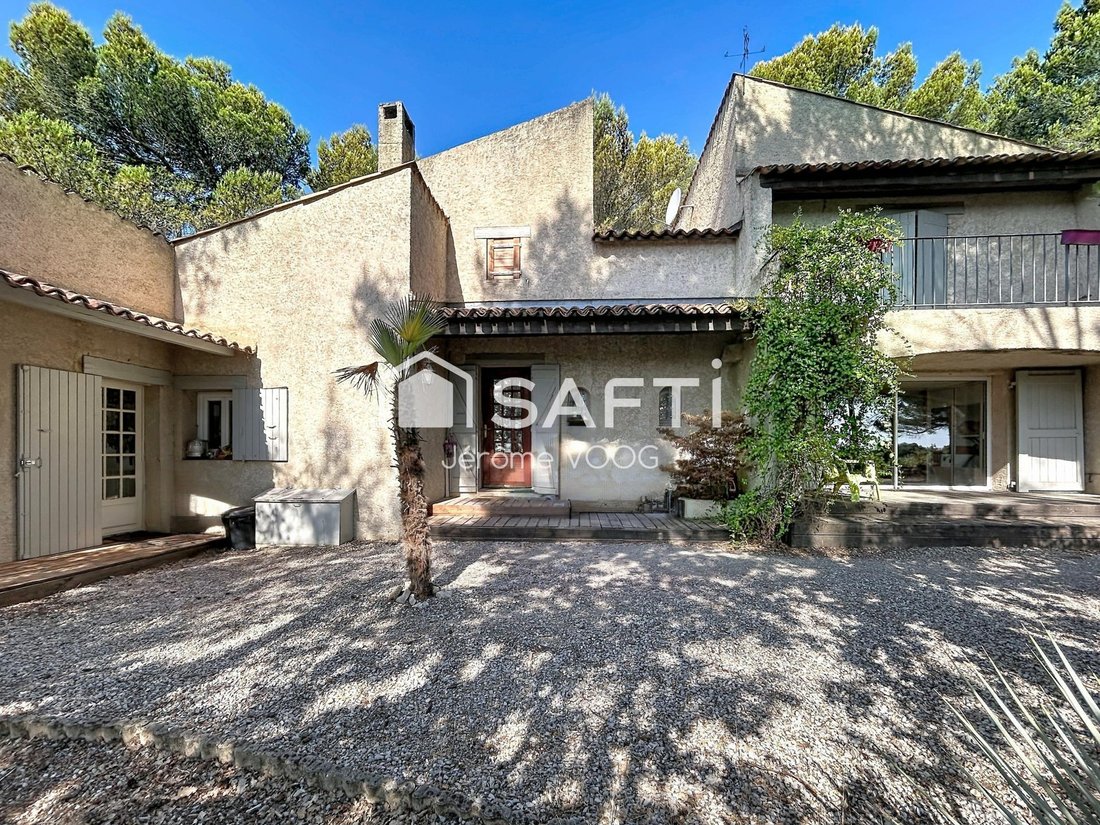House in Pierrevert, Provence-Alpes-Côte d'Azur, France 1 - 18305516
