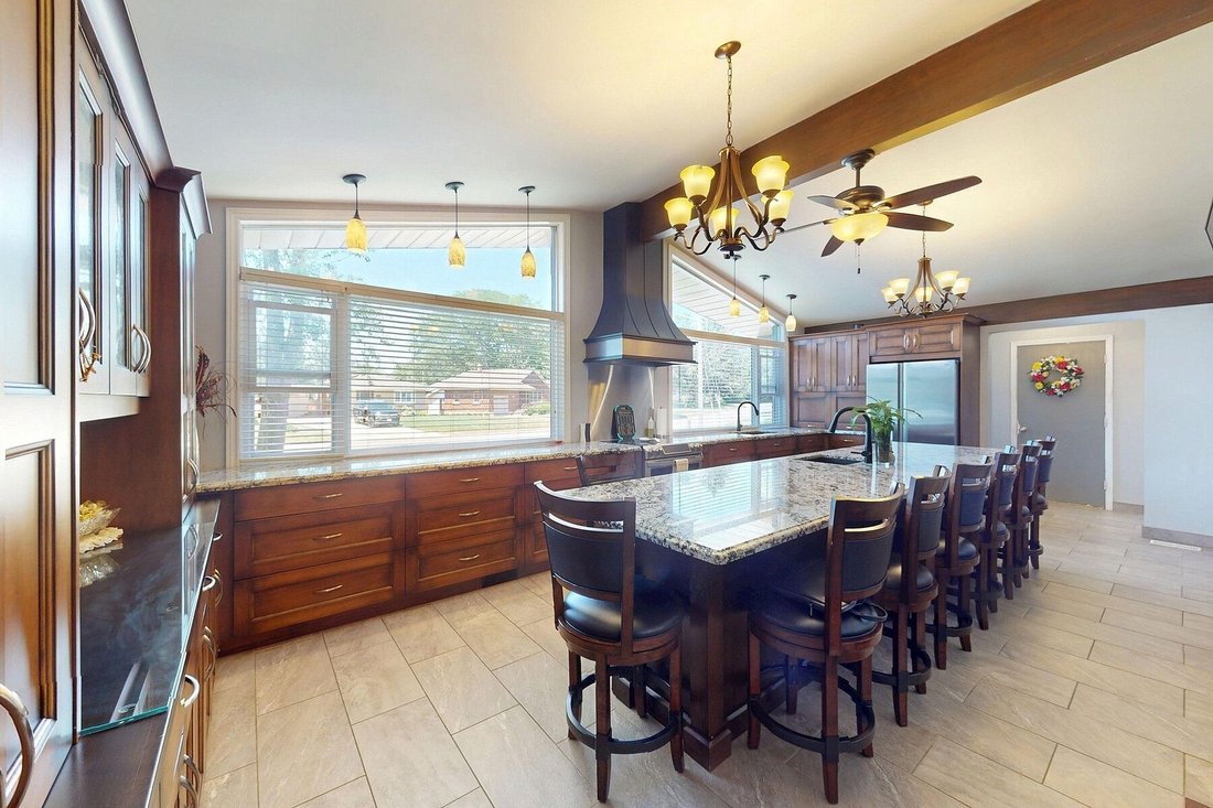 House in Niagara Falls, Ontario, Canada 4 - 18507957
