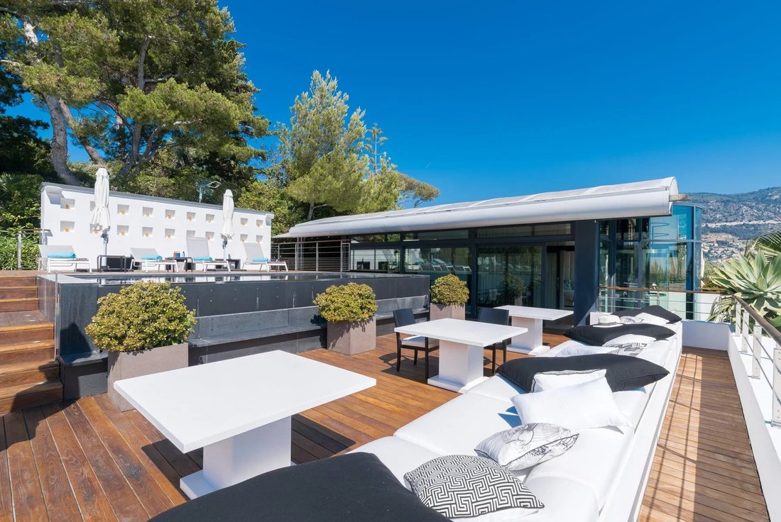 Villa in Saint-Jean-Cap-Ferrat, Provence-Alpes-Côte d'Azur, France 3 - 18507744