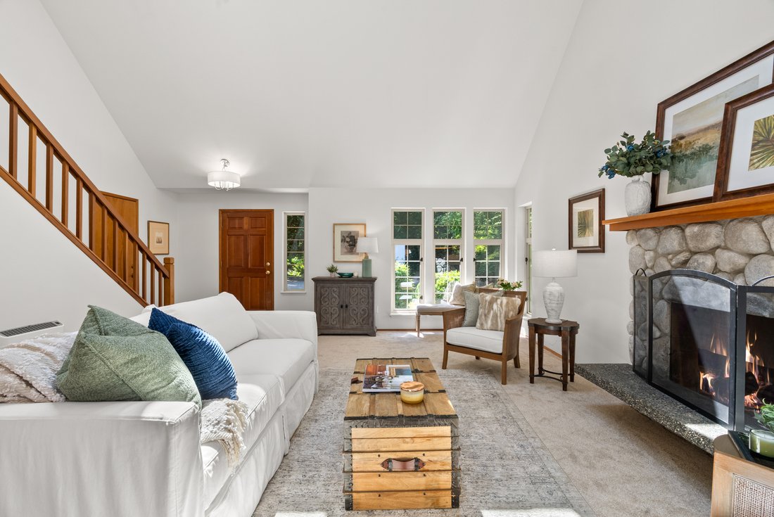 Bainbridge Island, Washington, United States 5 - 18507790