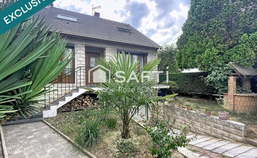 House in Centre Ville, Athis-Mons, France 1
