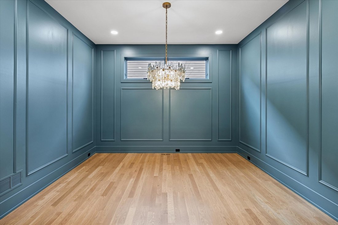 House in Elmhurst, Illinois, United States 3 - 18507656
