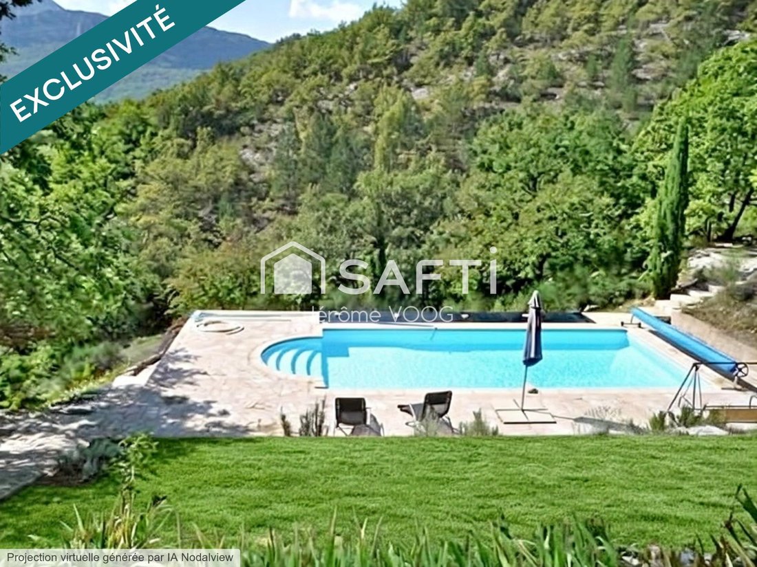House in Noyers-sur-Jabron, Provence-Alpes-Côte d'Azur, France 1 - 17977833