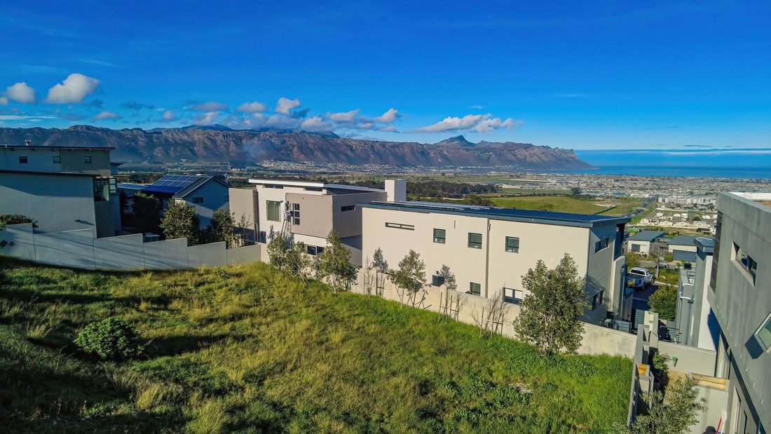 House in Spanish Farm, Cape Town, South Africa 3 - 18297576