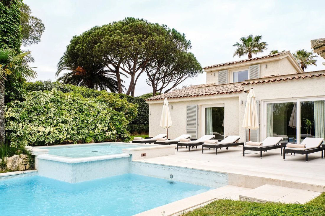 Villa in Zone Est Diffuse, Saint-Tropez, France 2 - 18507750