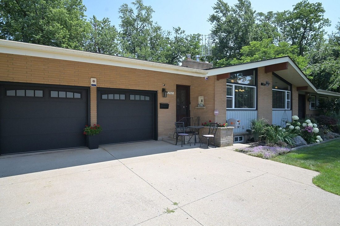 House in Niagara Falls, Ontario, Canada 3 - 18507957