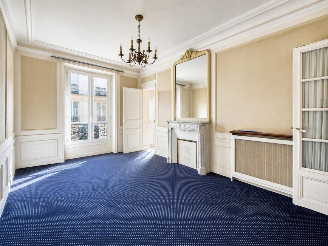 Apartment in Pereire-Malesherbes, Paris 17e Arrondissement, Paris 5 - 18508031