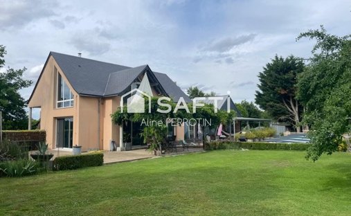 Maison à Vion, Pays de la Loire, France 1