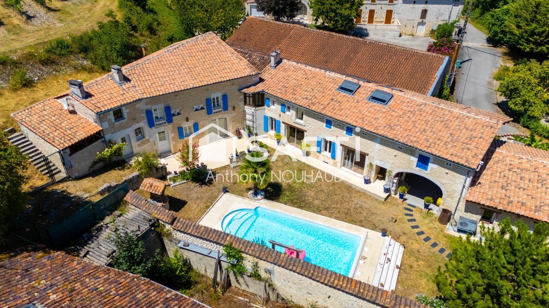 House in Cognac, Nouvelle-Aquitaine, France 2 - 18508064