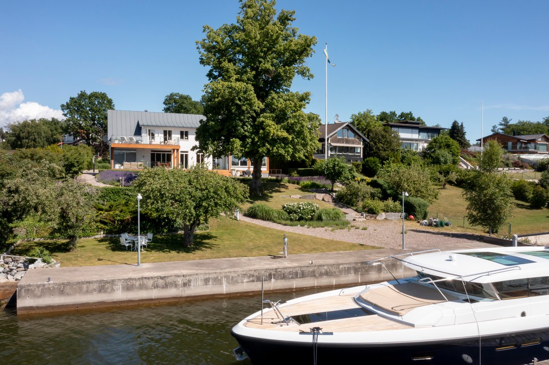 Villa in Lidingö, Stockholm County, Sweden 2 - 18507685