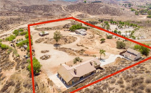 House in Perris, California, United States 1