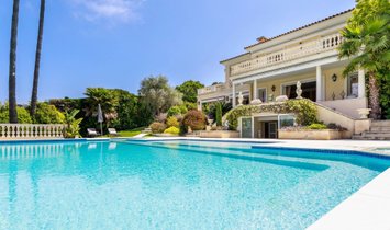 Villa in Antibes, Provence-Alpes-Côte d'Azur, France 2