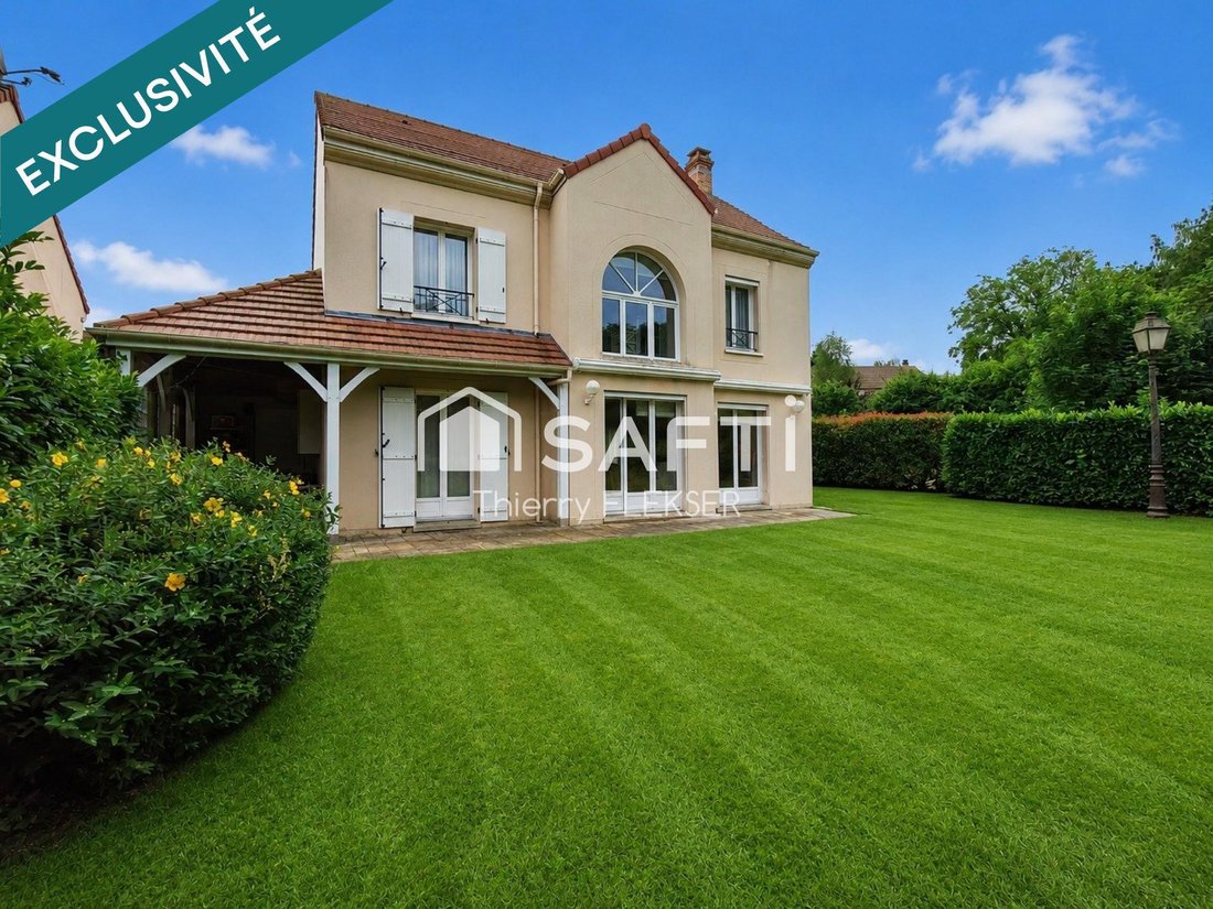 House in Luzarches, Ile-de-France, France 1 - 18508045
