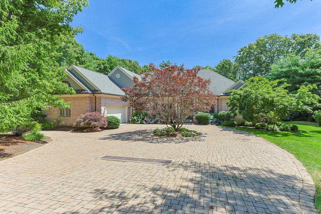 House in Barnstable, Massachusetts, United States 2 - 17725677
