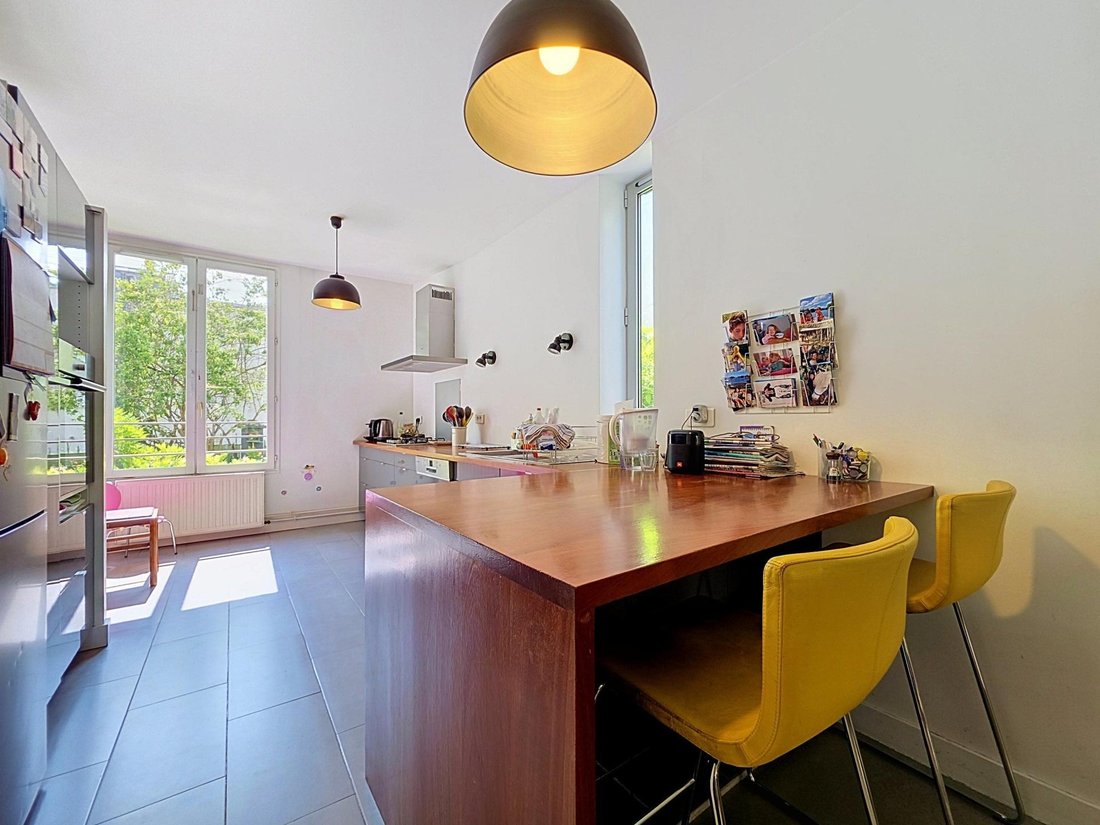House in Les Lilas, Ile-de-France, France 4 - 18508054