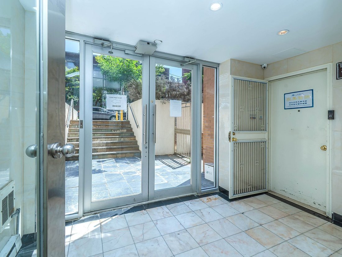 Condo in New York, New York, United States 3 - 18507739