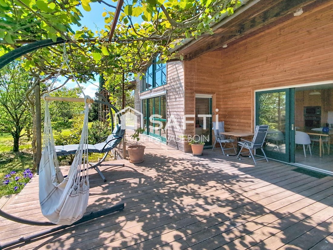 House in Savasse, Auvergne-Rhône-Alpes, France 1 - 18508033