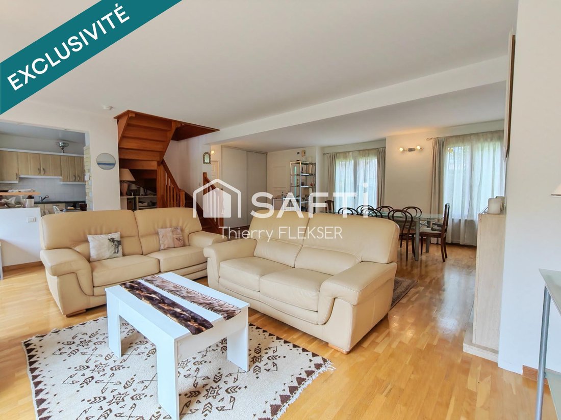 House in Luzarches, Ile-de-France, France 2 - 18508045