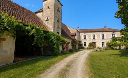 House in Gigouzac, Occitania, France 1