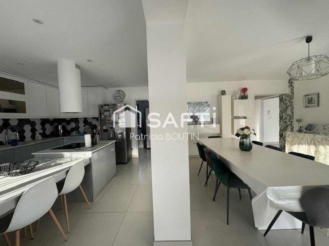 House in Bessines, Nouvelle-Aquitaine, France 4 - 18508062