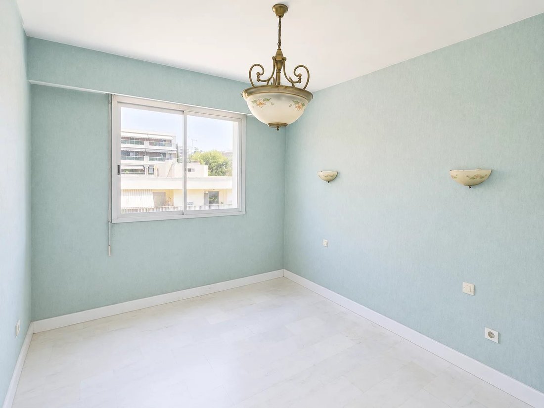 Apartment in Saint-Laurent-du-Var, Provence-Alpes-Côte d'Azur, France 4 - 18507678