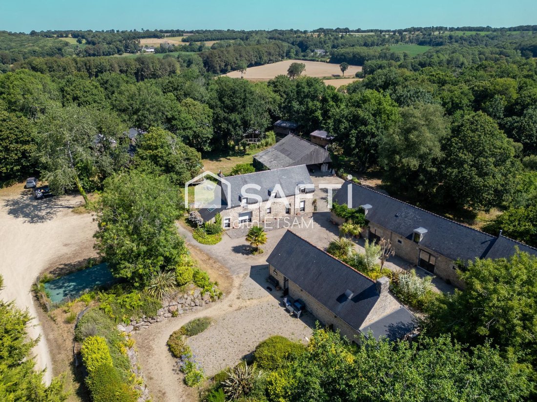 House in Plogastel-Saint-Germain, Brittany, France 3 - 17895119