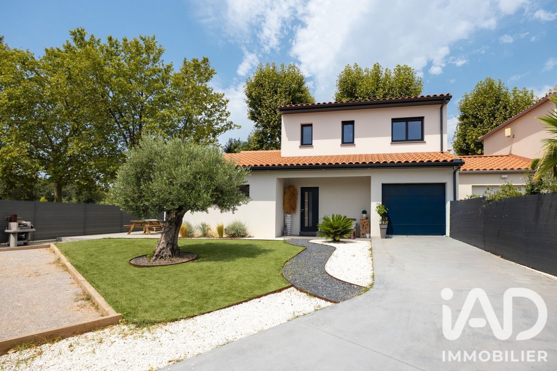 House in Saint-Cyprien, Occitania, France 2 - 18510085