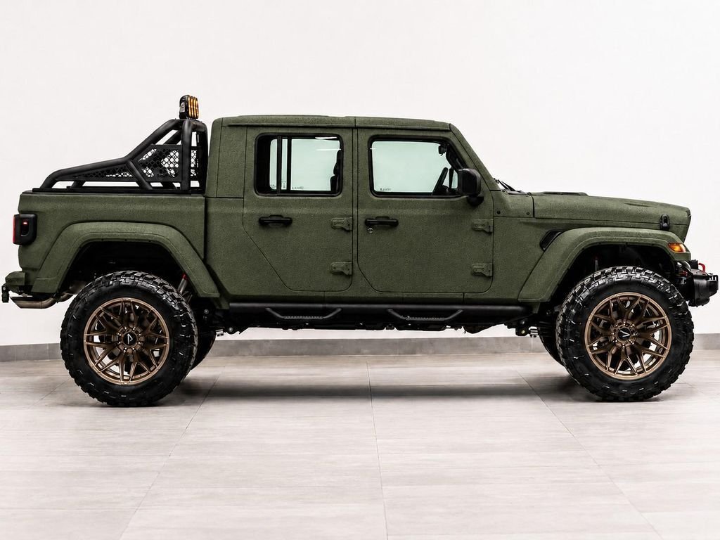 Jeep Gladiator 4X4 in Fort Lauderdale, FL, United States 5 - 18510038
