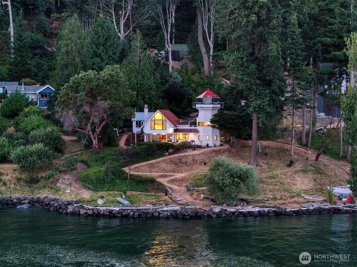 House in Kingston, Washington, United States 1 - 18520037