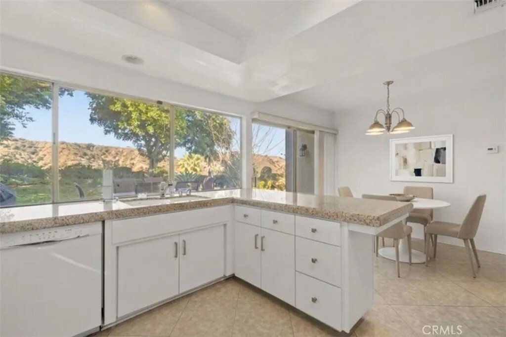 House in Los Angeles, California, United States 4 - 18373097