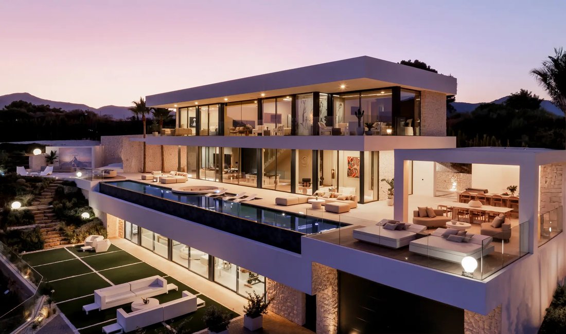 Villa in Benahavis, Andalusia, Spain 1 - 18517221