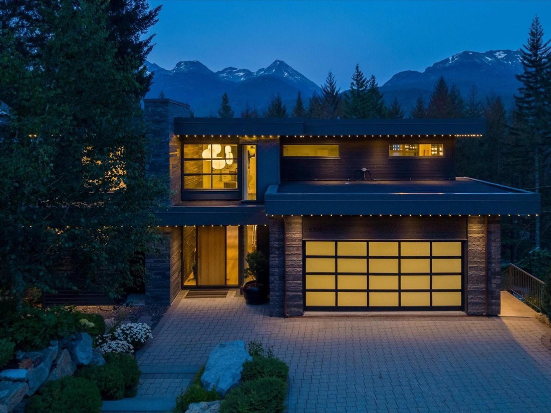 House in Whistler, British Columbia, Canada 1 - 18514395