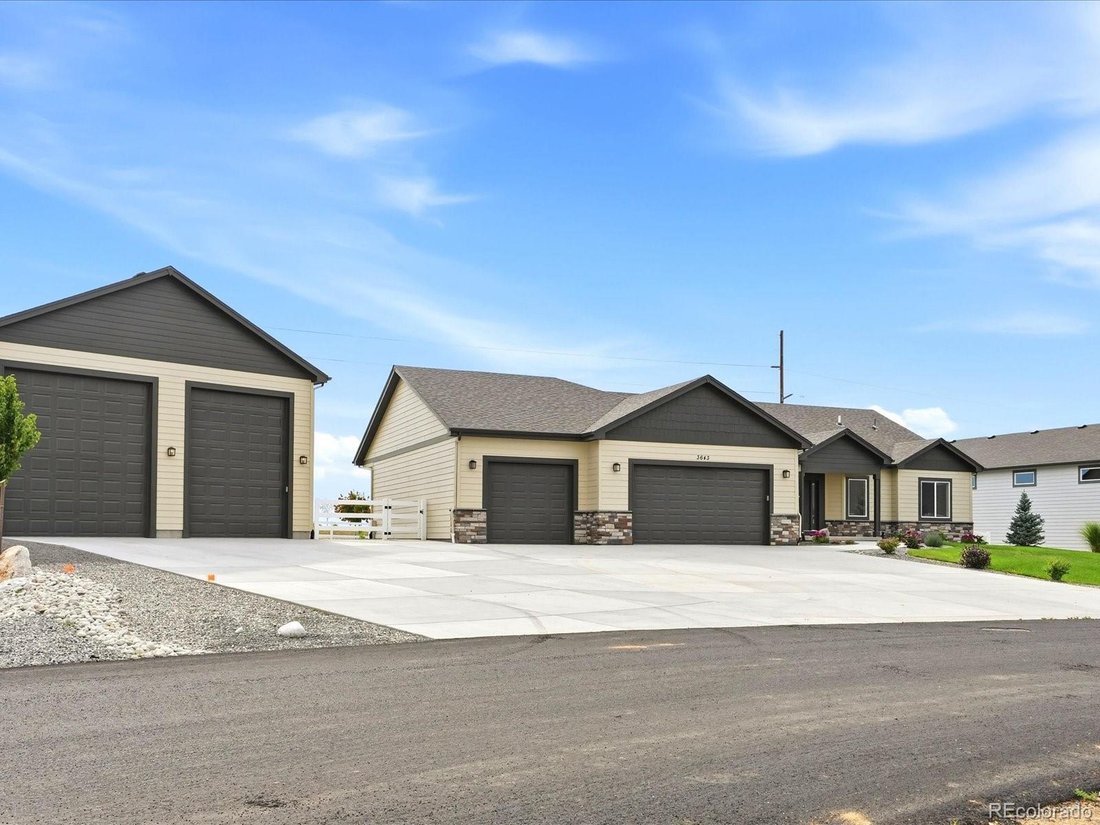 House in Dacono, Colorado, United States 3 - 18511662