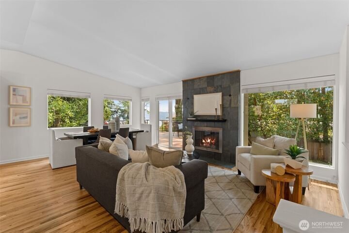 House in Bellevue, Washington, United States 5 - 18514800