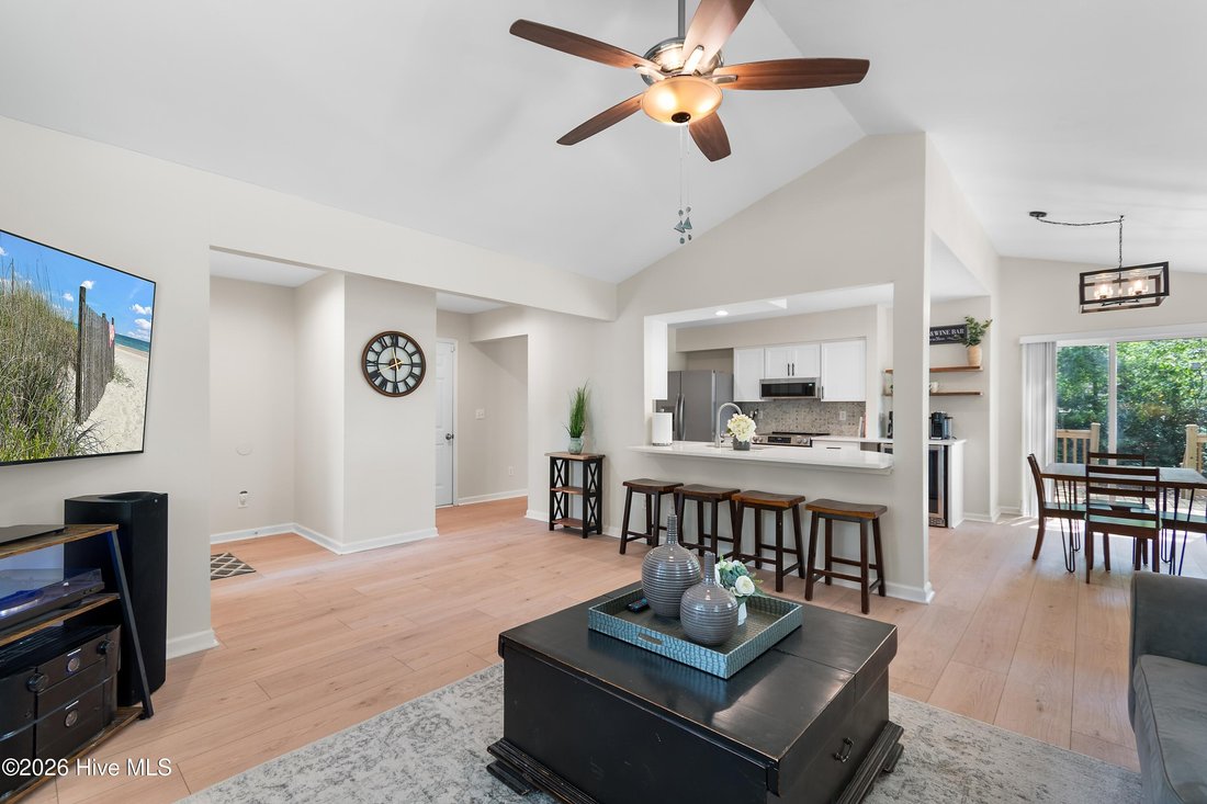 House in Oak Island, North Carolina, United States 2 - 18512201