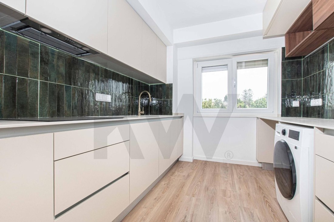 Apartment in Carcavelos e Parede, Lisbon, Portugal 1 - 18515566