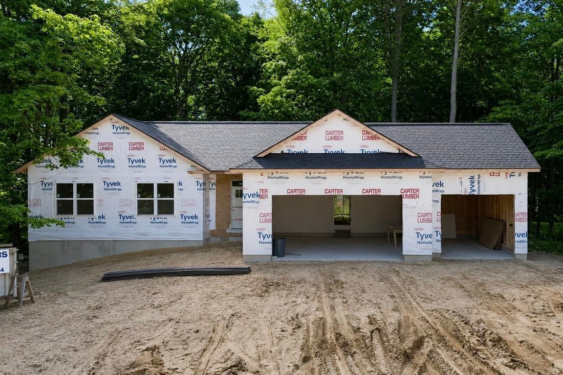 House in Traverse City, Michigan, United States 2 - 18518543